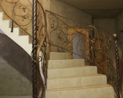 лестницы кованые